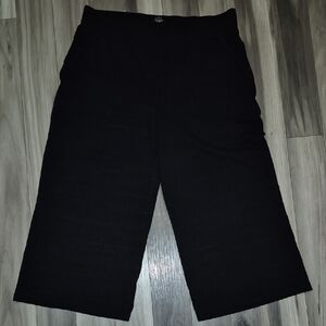 T by Talbots Black Knit Culotte Crops